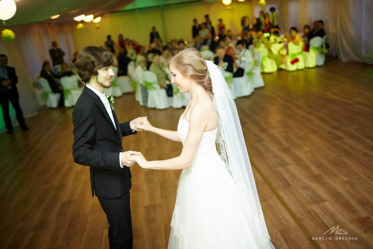 pierwszy taniec zdjęcia ślubne podklasztorze